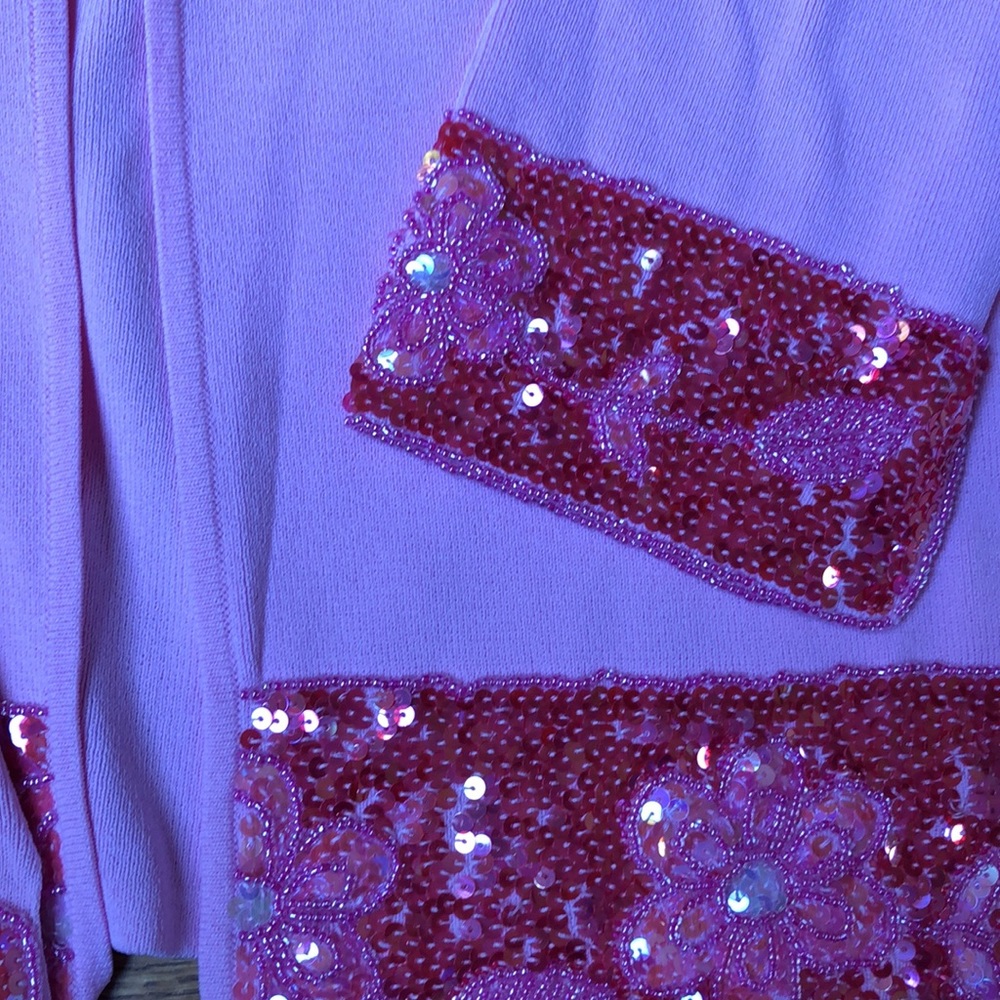 Pink sweater set. - Picture 2 of 6